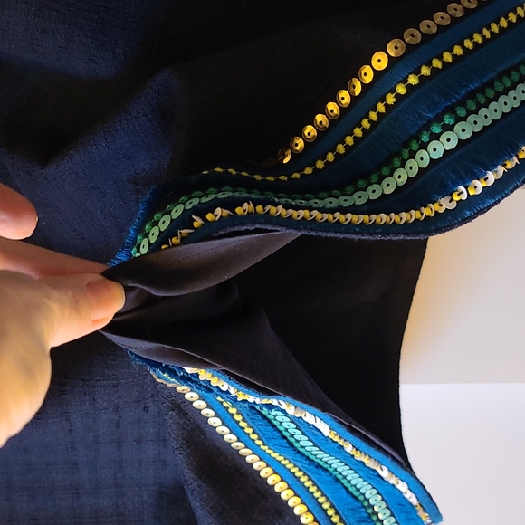 Tweed skirt with fun detail border - Picture 4 of 4